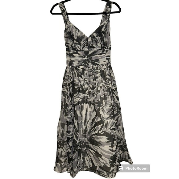 Teri Jon Black and White Mini Dress - Picture 1 of 6
